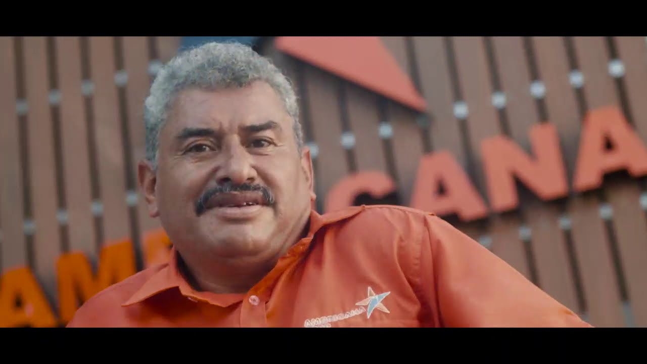 Lobo Vasquez baila como Michael Jackson (Anuncio Comercial)
