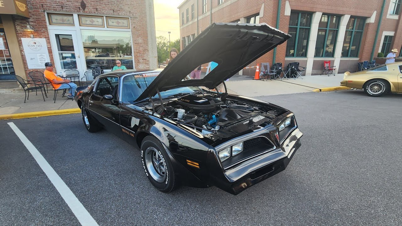 Pontiac Firebird Trans-AM  Carshow