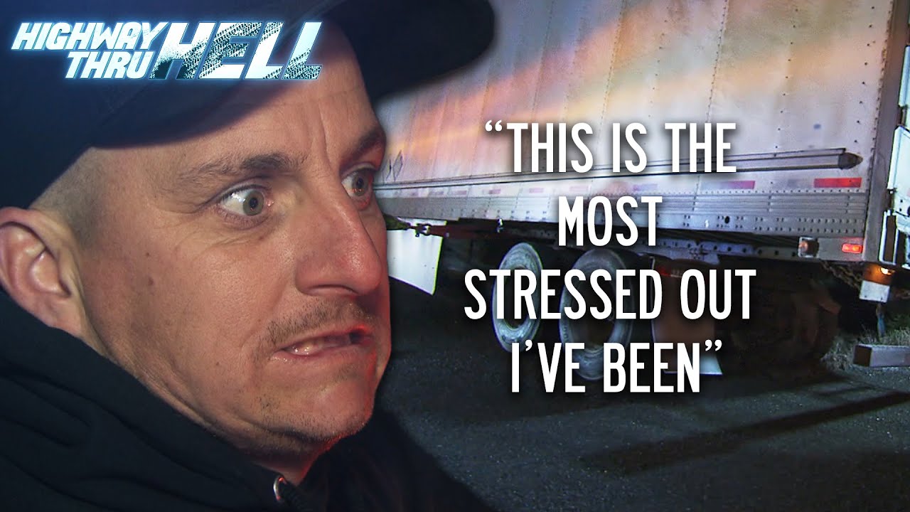 Truck on The Edge of a Mountain Threatens to Fall | Highway Thru Hell