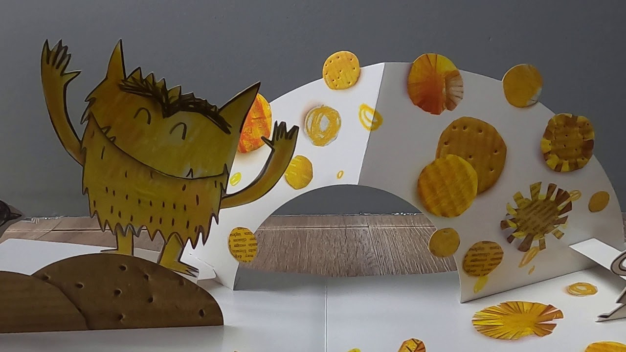 Juf Cynthia leest voor 'Het kleurenmonster'