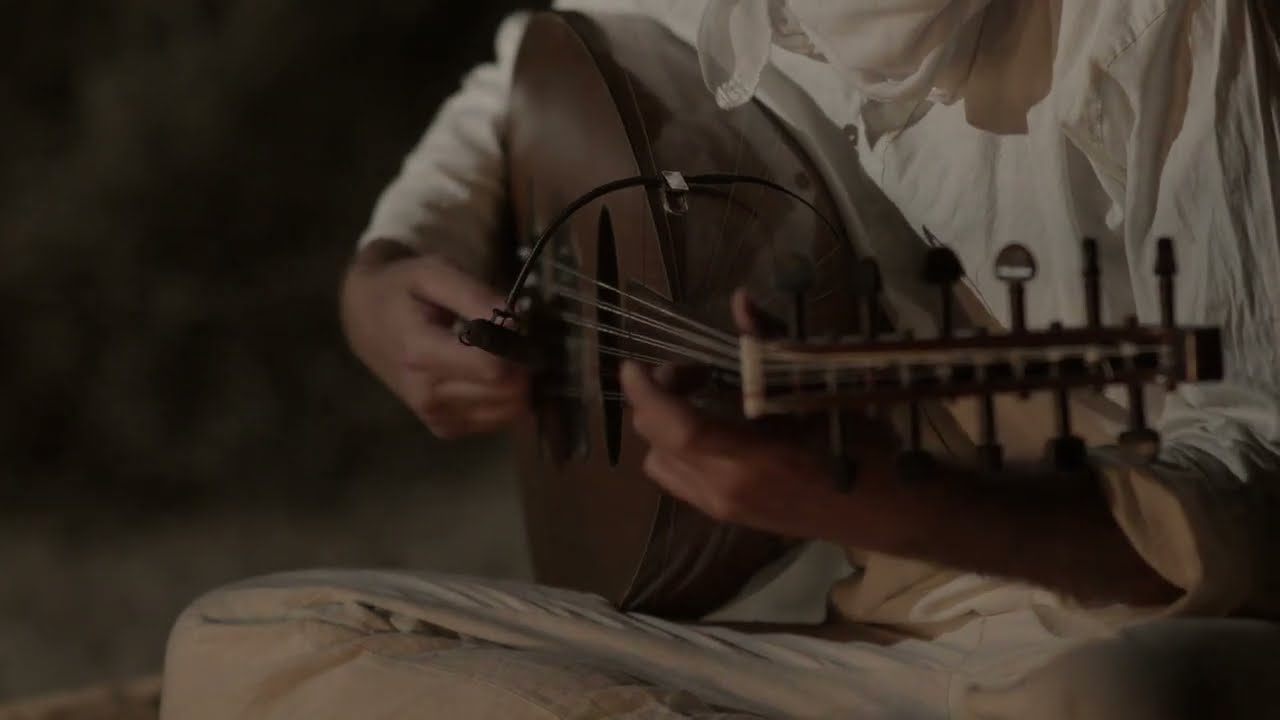The Butterfly dance to the fire | Live desert oud | Gad Tidhar