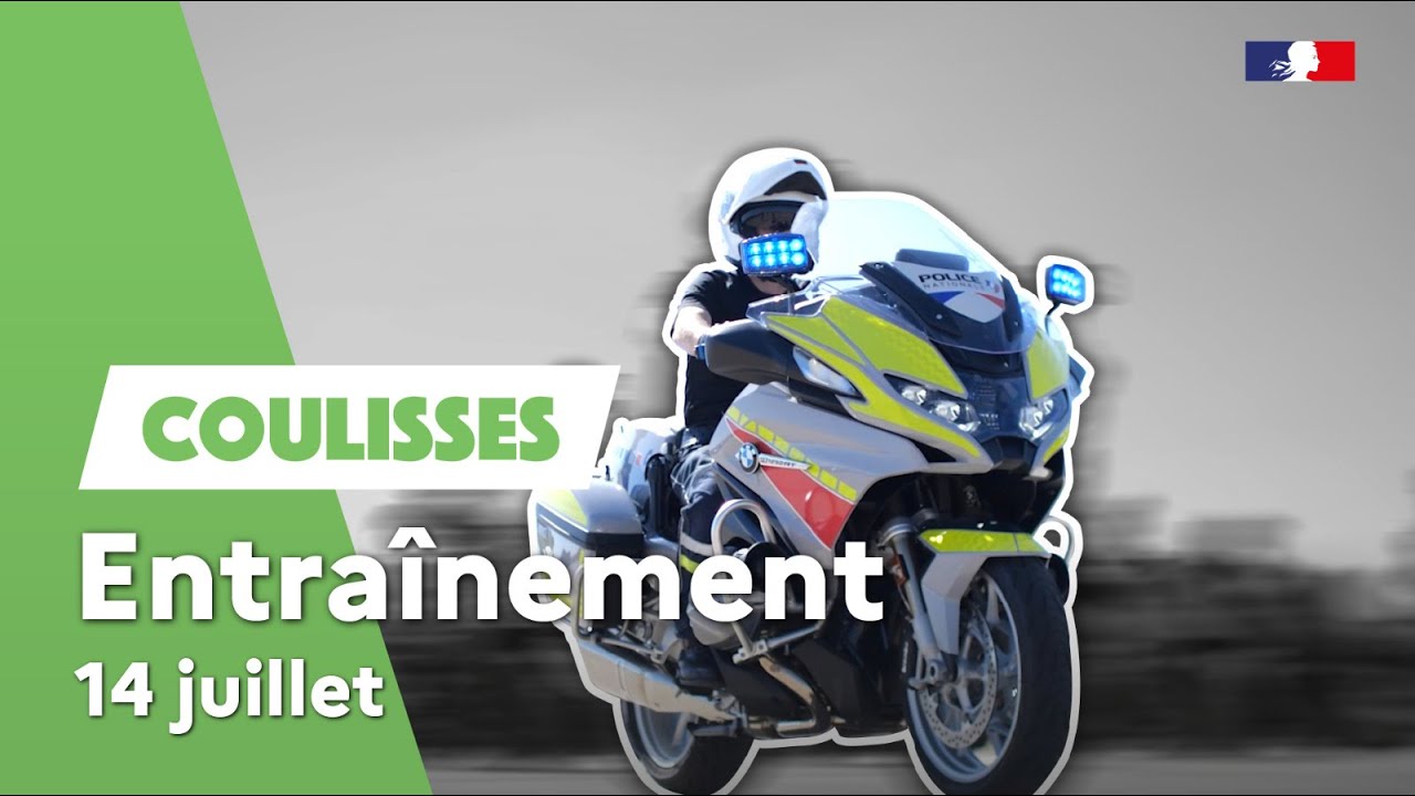 14 juillet, au cœur de l'entraînement des policiers motocyclistes ! 👮‍♂️🇫🇷