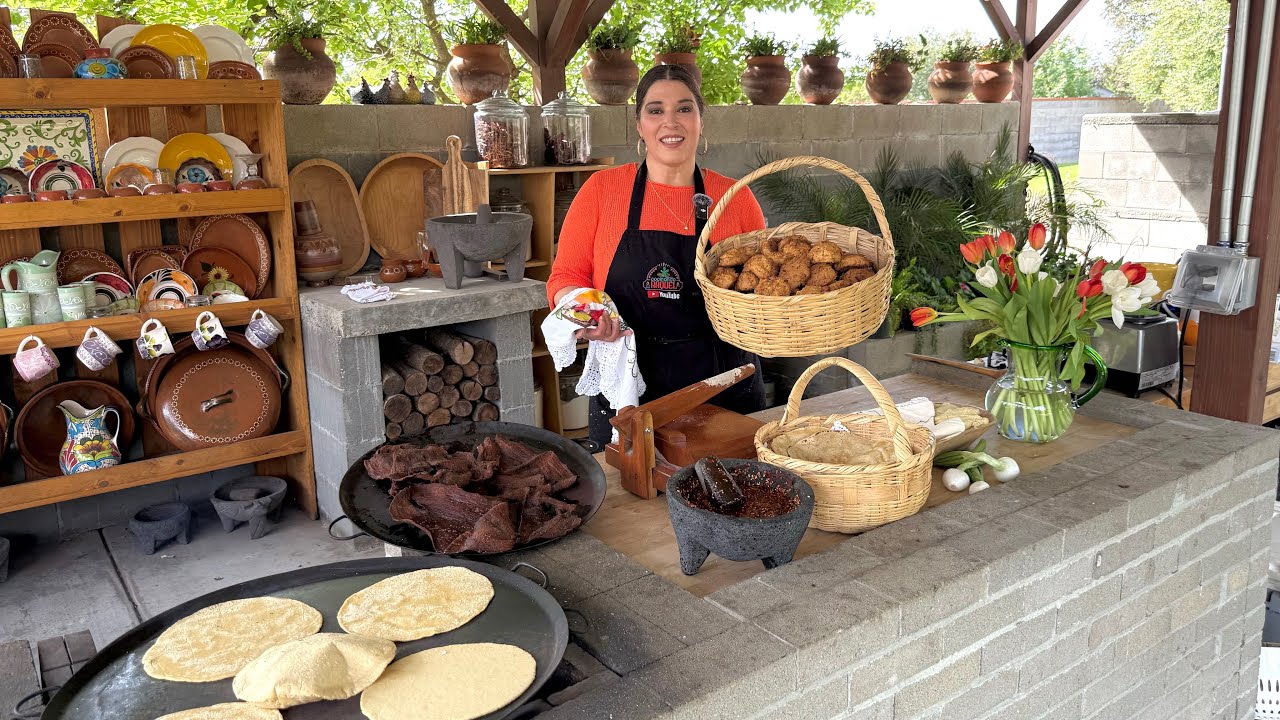 PANECITOS DE ZANAHORIA Y UNA RICA COMIDA DE RANCHO!