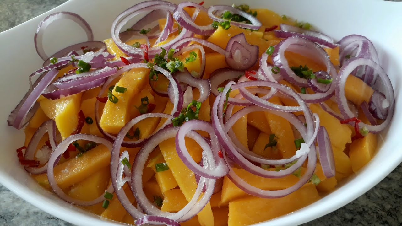 Salada de Manga Com Cebola Roxa - salada refrescante, saborosa e fácil de fazer