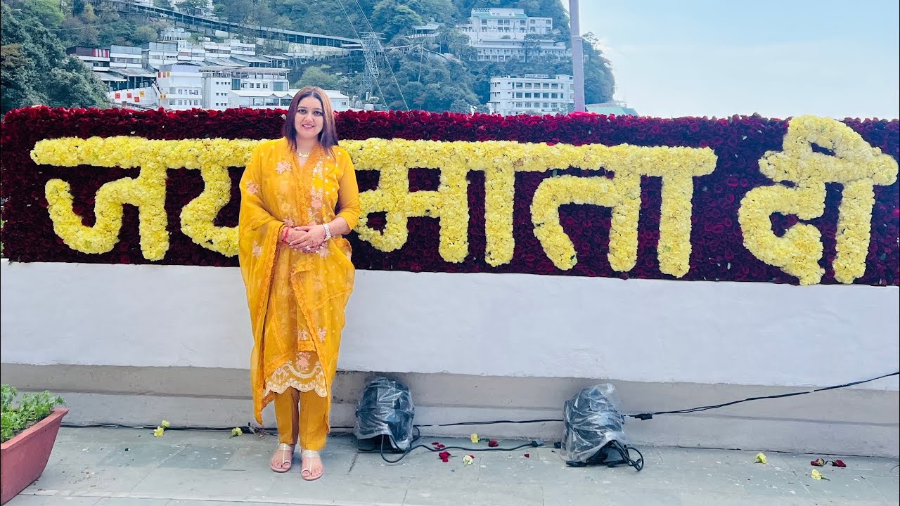 Engagement 💍 baad sidha gye Maa Vaishno Devi Jai mata di @komalsaklanivlogs #komalsaklanivlogs