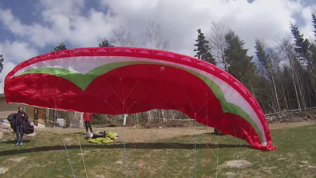 Gleitschirmfliegen an der Teufelsmühle Loffenau 19.04.2016
