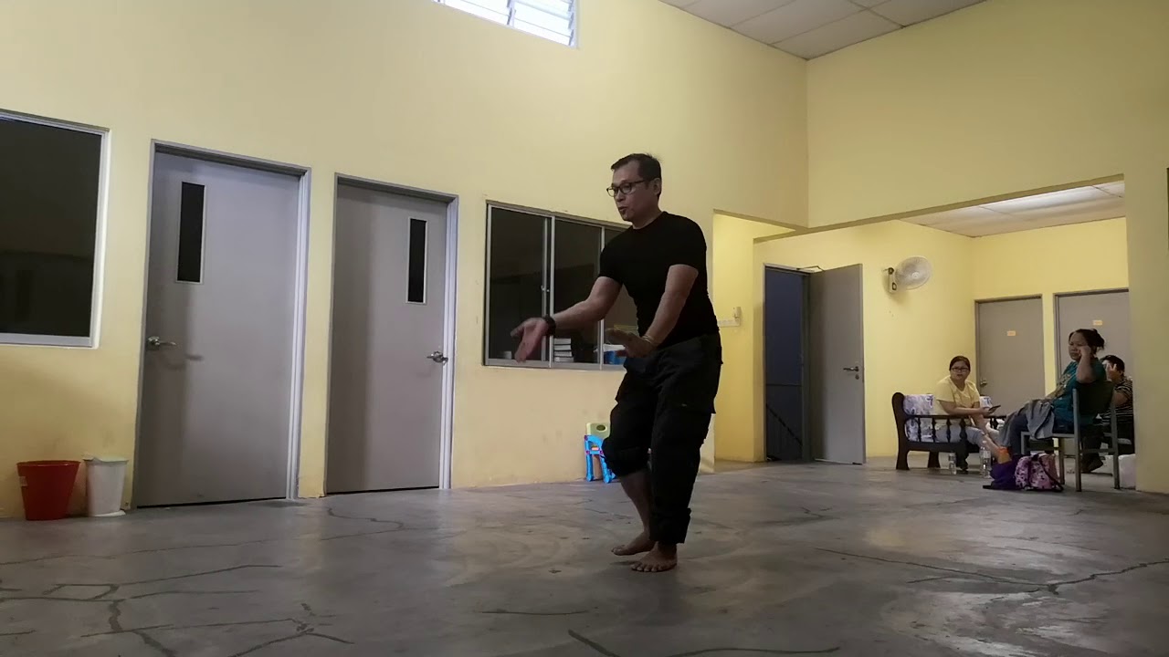 Belajar Ngajat enggau Cikgu Barat