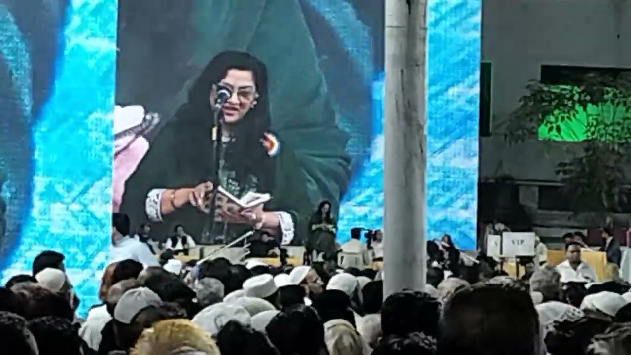 Lata Haya 8th NAWAB SHAH ALAM YADGAR MUSHAIRA Anwar-ul-uloom College, Hyderabad 12-04+2025