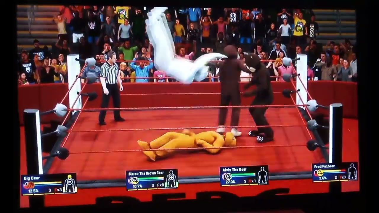 WWE BattleFight Big Bear Vs Marco Bear Vs Alvin Bear Vs Fred Bear