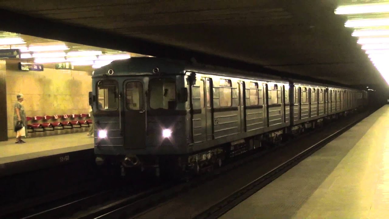 Budapest Metro - Ecseri út M3 [1080p]