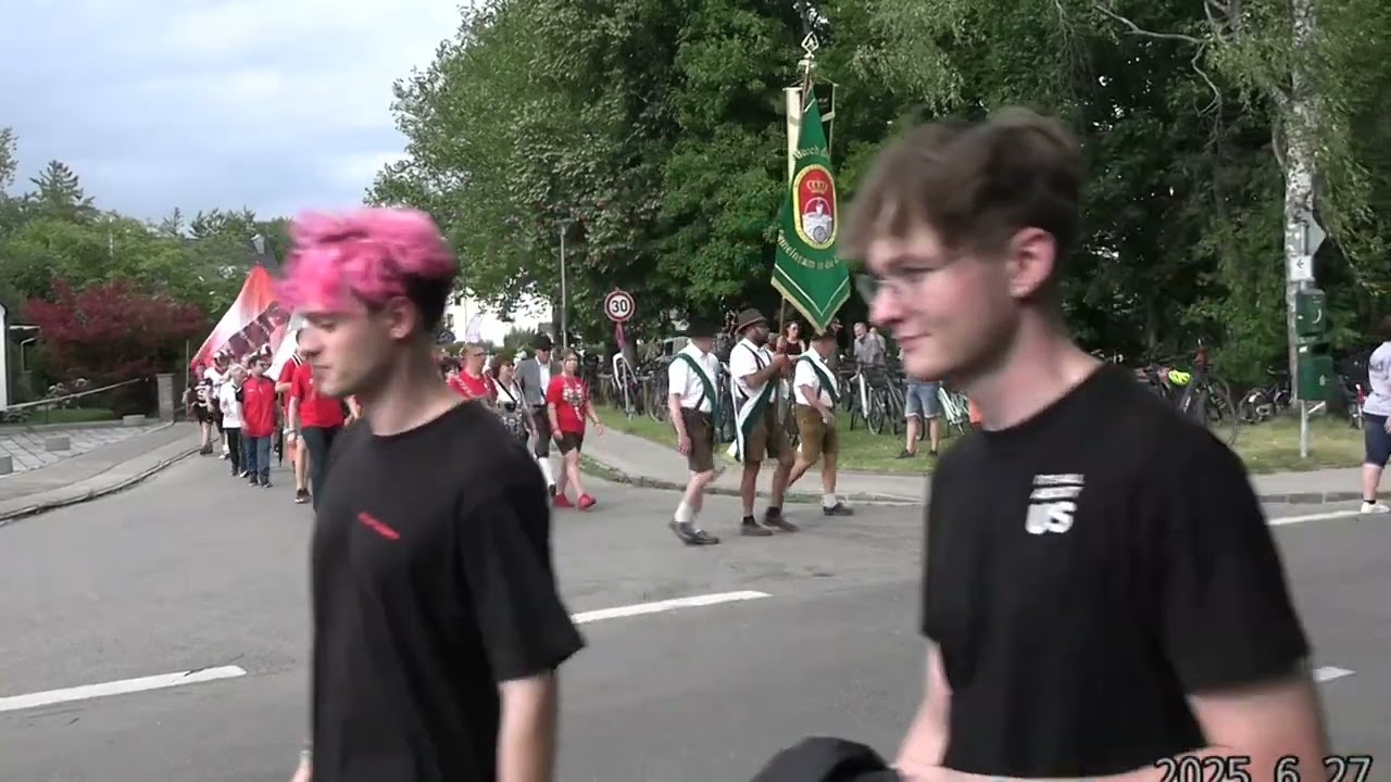 Königsbrunner Gautsch - Juni 2025 - Festumzug der Vereine zum Festplatz