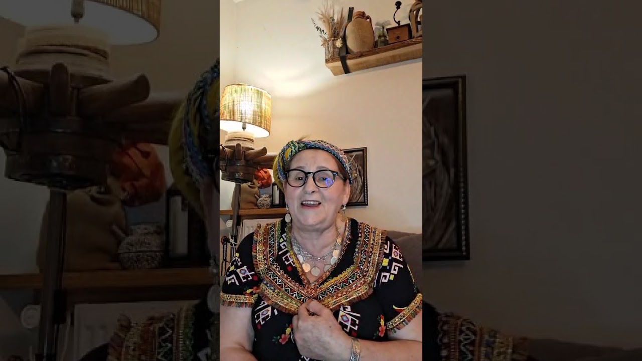 Chanson kabyle de Slimane Azem chantée par Zoubida, 