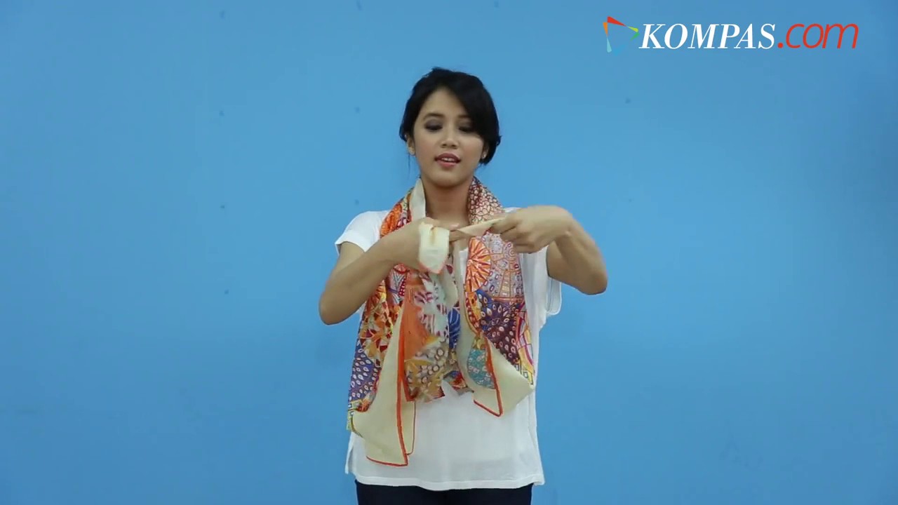 Female: 6 Cara memakai Syal