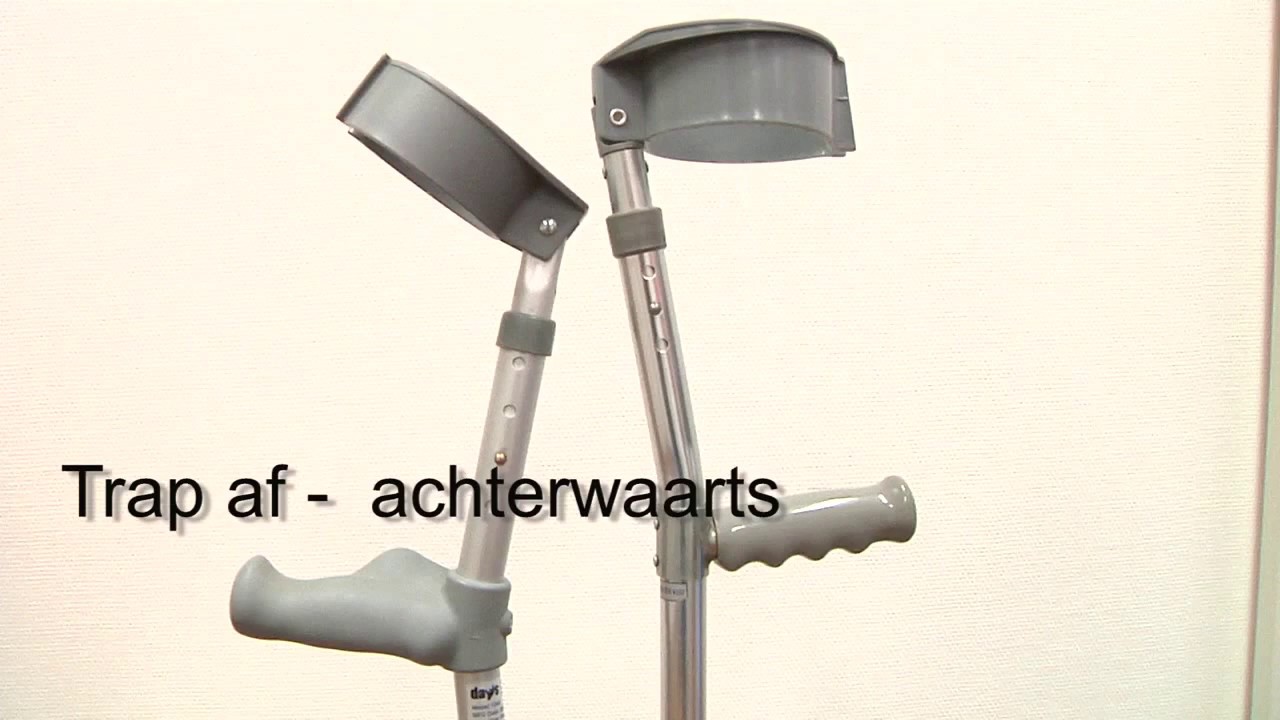 Elleboogkrukken en traplopen