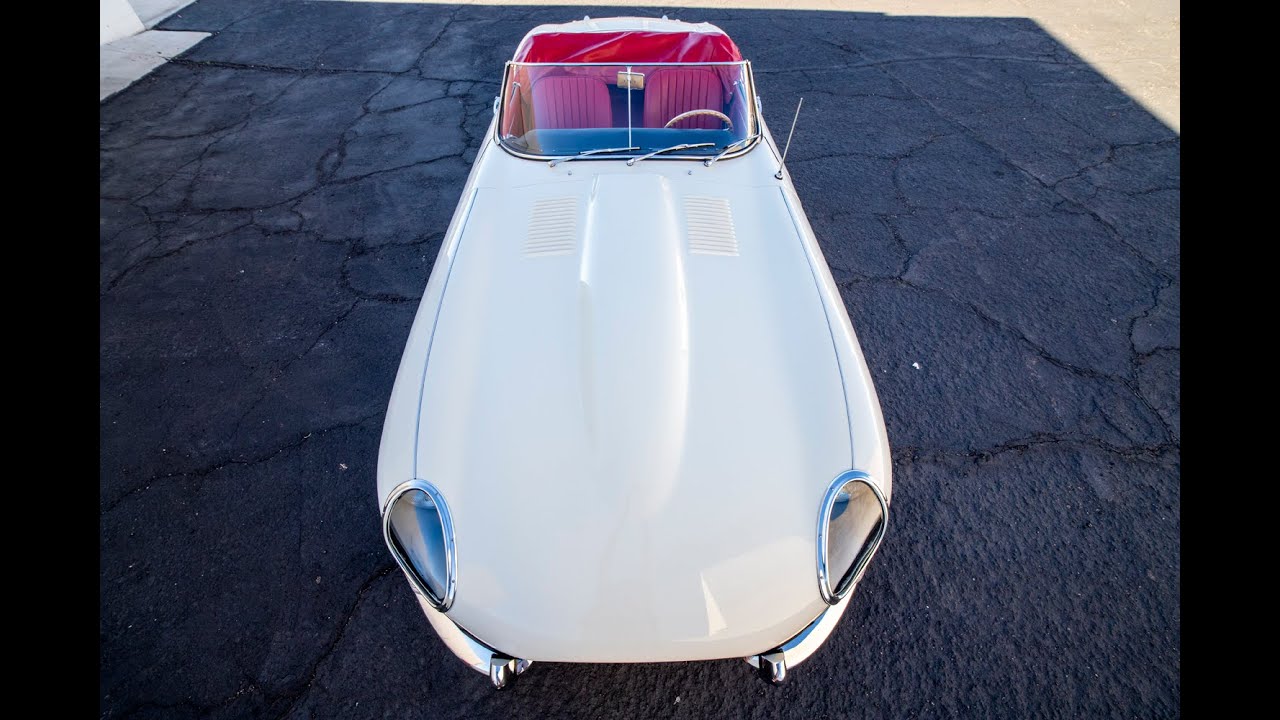 Jaguar E-Type XKE Series 1 3.8L Roadster 1964 года — осмотр и тест-драйв