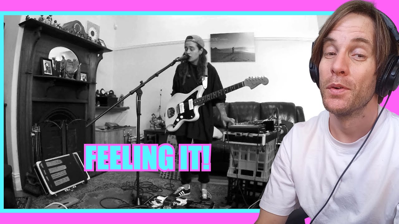 TASH SULTANA - JUNGLE (LIVE BEDROOM RECORDING) /// 1ST TIME REACTION