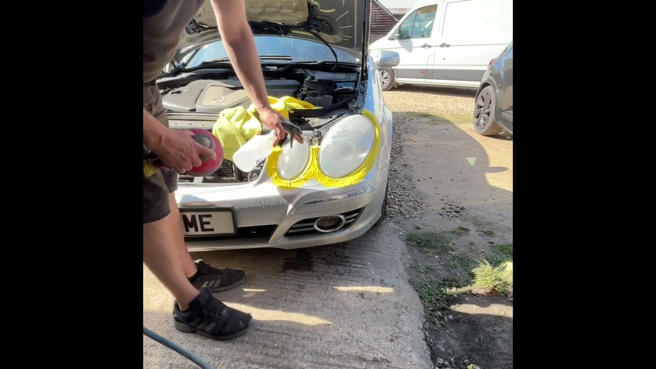 Headlight polishing part2 #mercedeseclass #bodywork #restoration #headlightrestoration 