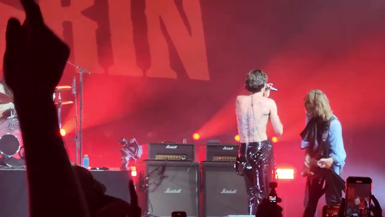 Maneskin - Beggin' (Coachella 2022)