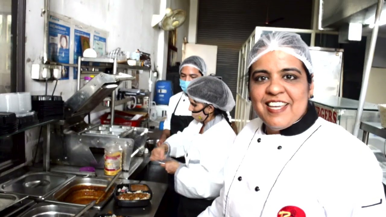 Ruby's Cloud Kitchen Tour | Women Chef Entrepreneur in Mohali | Food Delivery Business (2022)