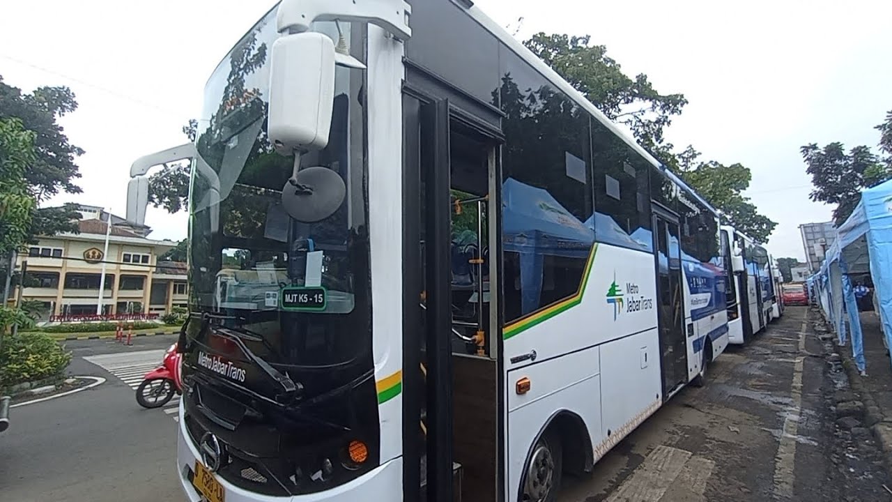 mencoba bus baru k5. trip mjt k5-15 dipatiukur-jatinangor part 1