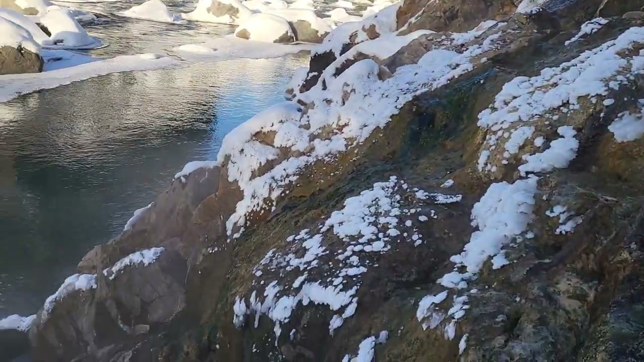 Keyhole/ Pebble creek hotspring in British Columbia