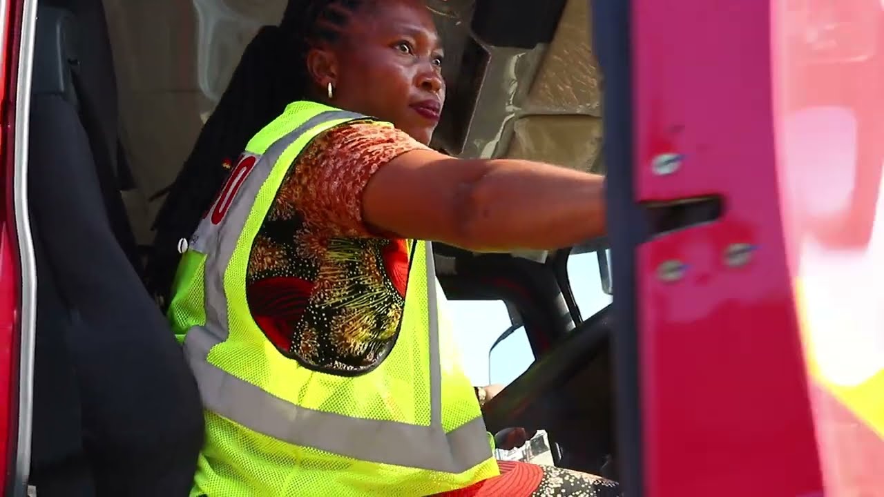 Siku ya Wanawake Duniani: News Footage- Madereva Wanawake wa Malori ya Mizigo wa Bravo Logistics-1