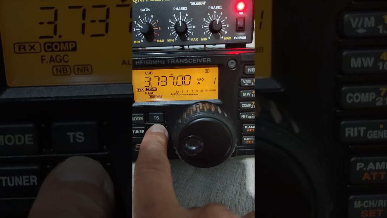 Instru&ccedil;&otilde;es Icom Ic-7200