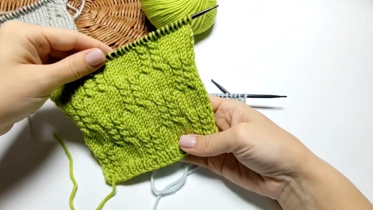 Шикарный узор спицами🧶 Лицевая гладь + жгутики❤️