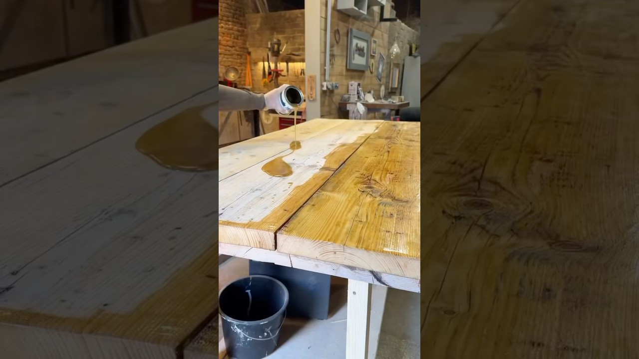 🔥LOFT СТОЛ ИЗ СТАРЫХ ДОСОК🔥 #shots #diy #ремонт #short #tiktok #loft #дизайн #стройка #дом #дача