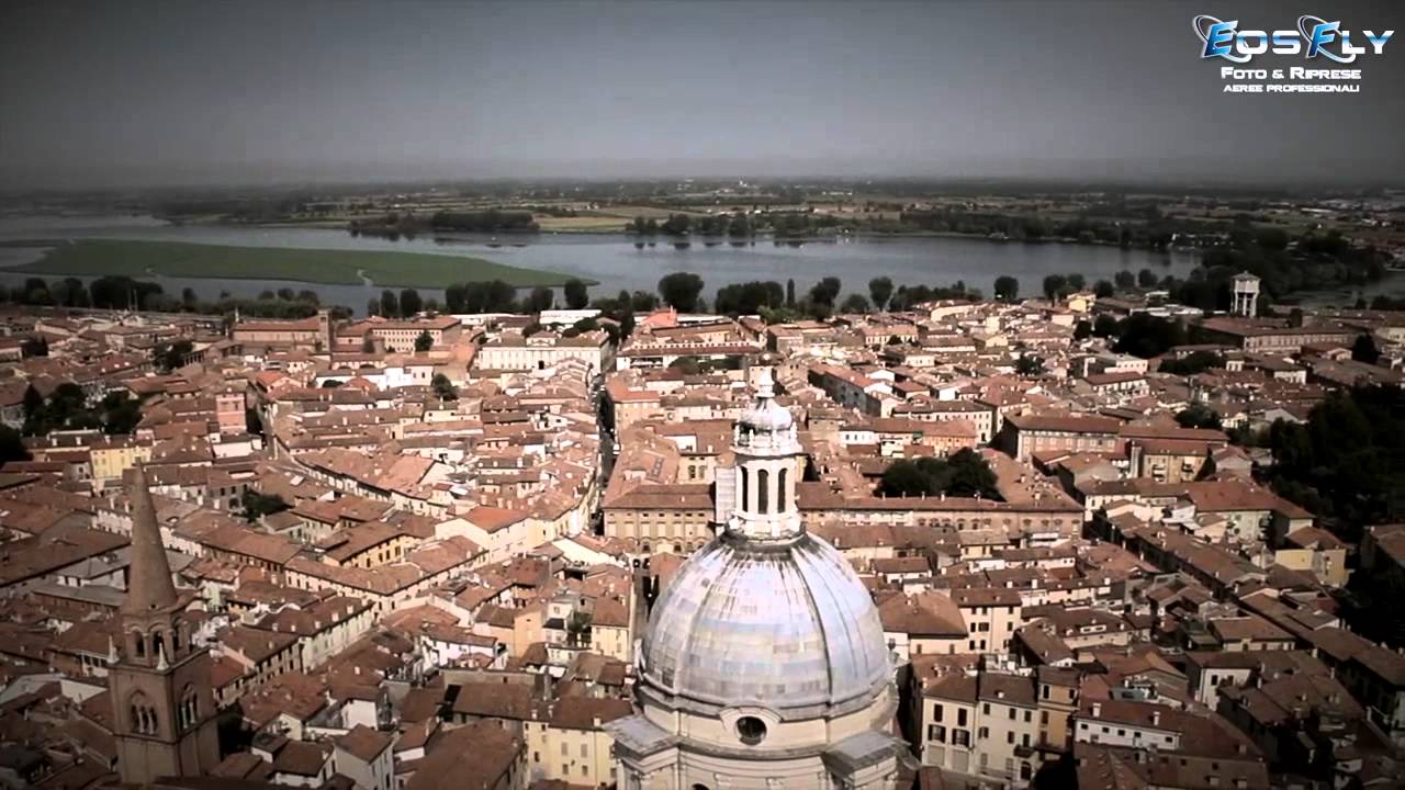 Mantova - Palazzo Te - centro storico. Riprese Aeree EOSFLY