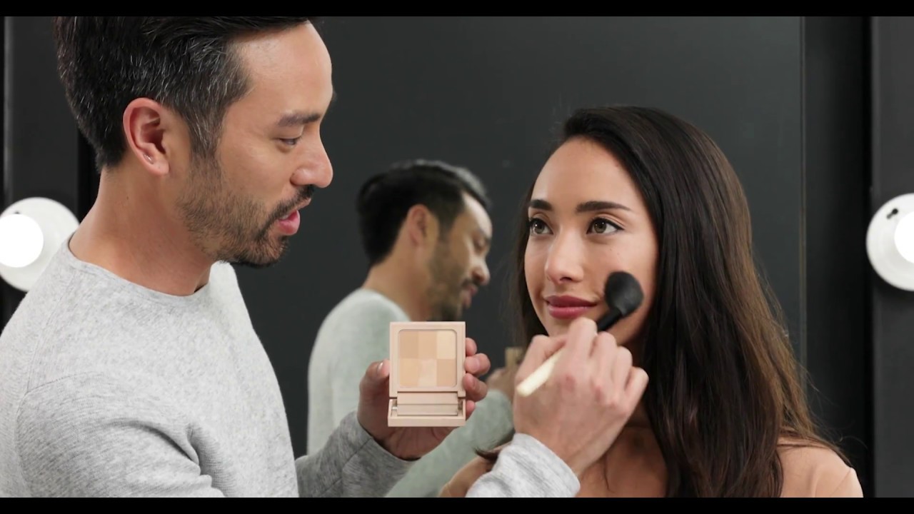Get the natural look with Bobbi Brown Nude Finishing Illuminating Powder | bluemercury