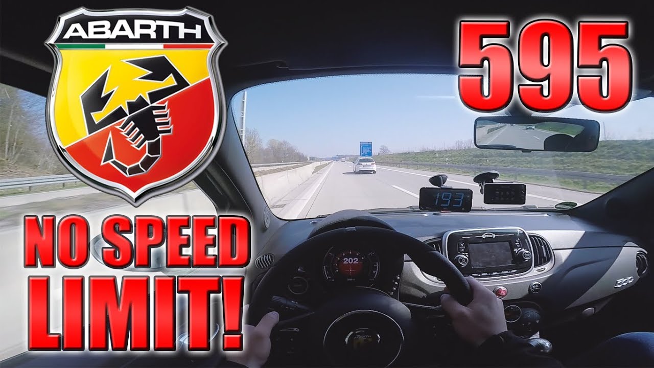 POCKET ROCKET! Abarth 595 Competizione on German Autobahn ✔