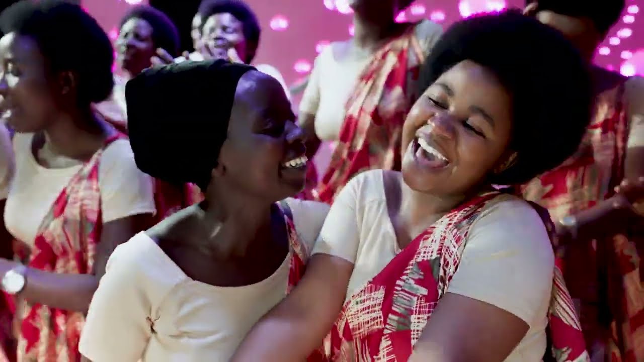 YEMWE SHYANGA  (Official Video) Amahoro Choir ADEPR SAVE