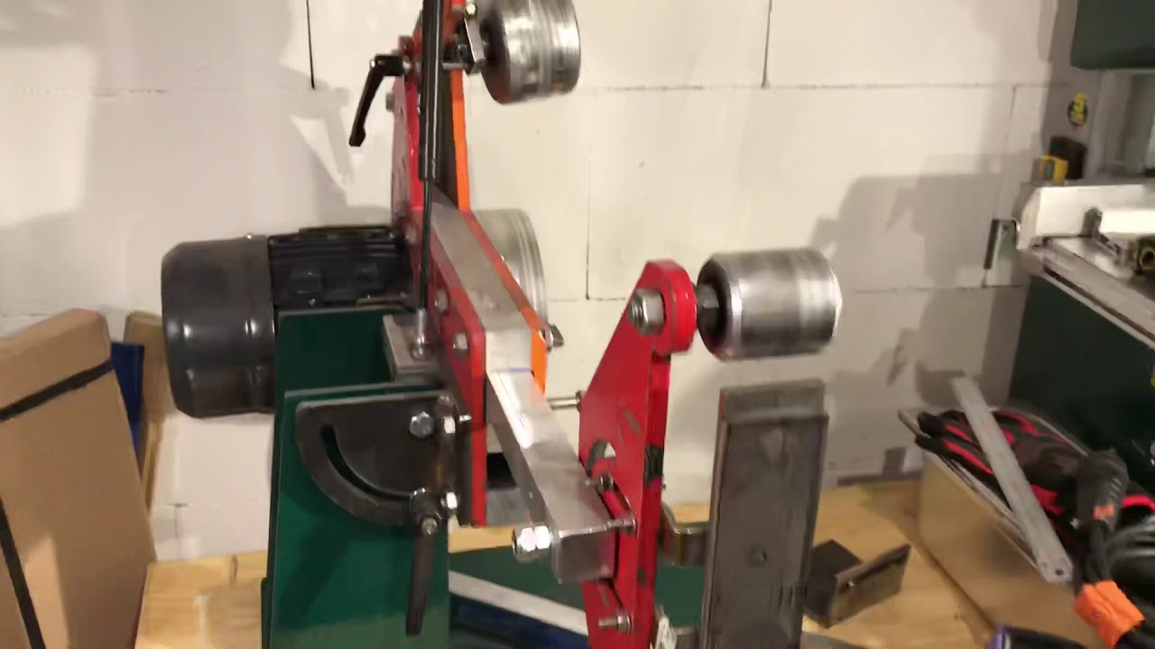 Review (warning) 2x72 belt grinder by Kamil Wisniewski