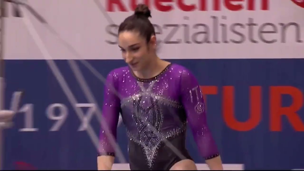 Elisa IORIO (ITA) [UB 14.266🥇] 2026 Cottbus World Cup_WAG Uneven Bars Final