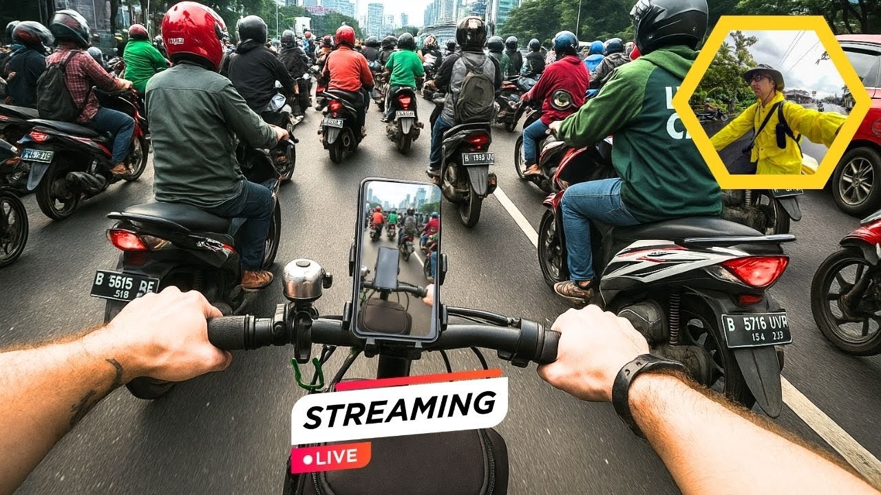 Jakarta Trafiğinde Hayatta Kalmak! 🚴‍♂️ Katlanır Bisikletle Gerçek IRL Deneyimi