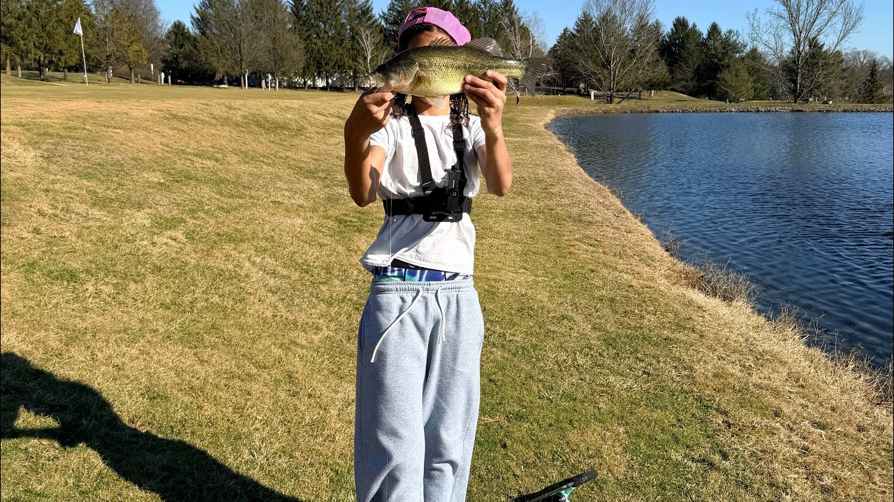 Fishing at golf course pond pt2 but we get banned 