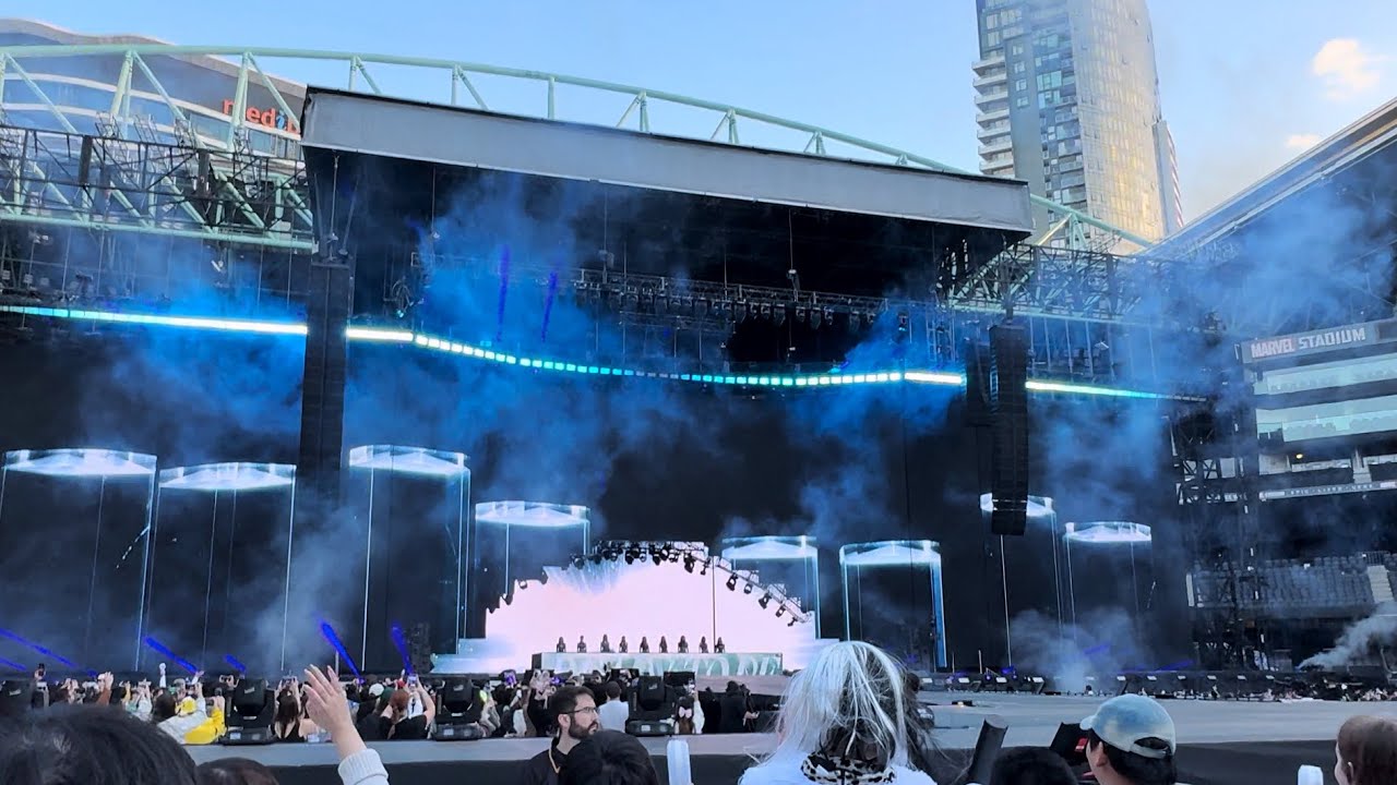 TWICE READY TO BE Opening SET ME FREE + I CAN’T STOP ME @Melbourne MARVEL STADIUM 231104 4K | PART 1