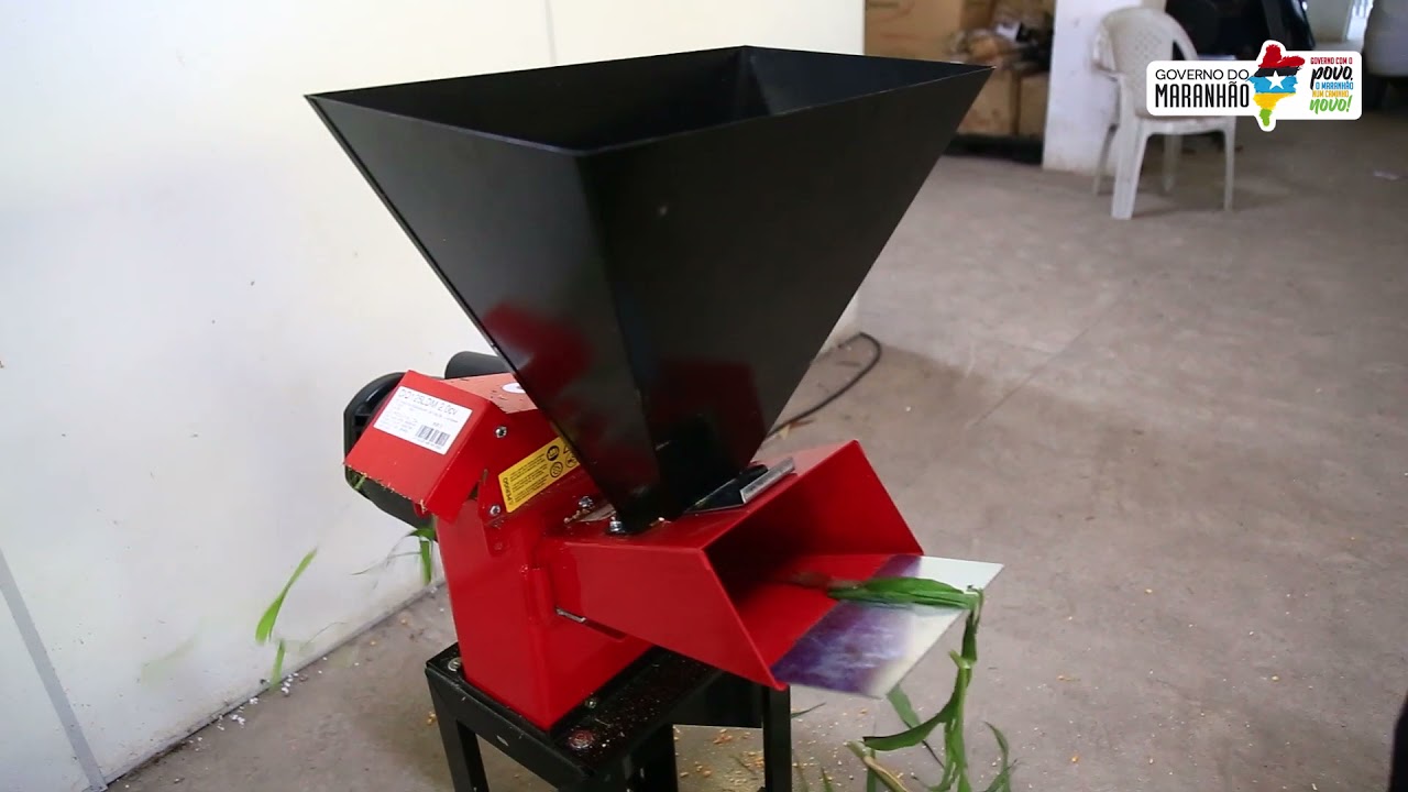 Saiba como manusear um triturador forrageiro