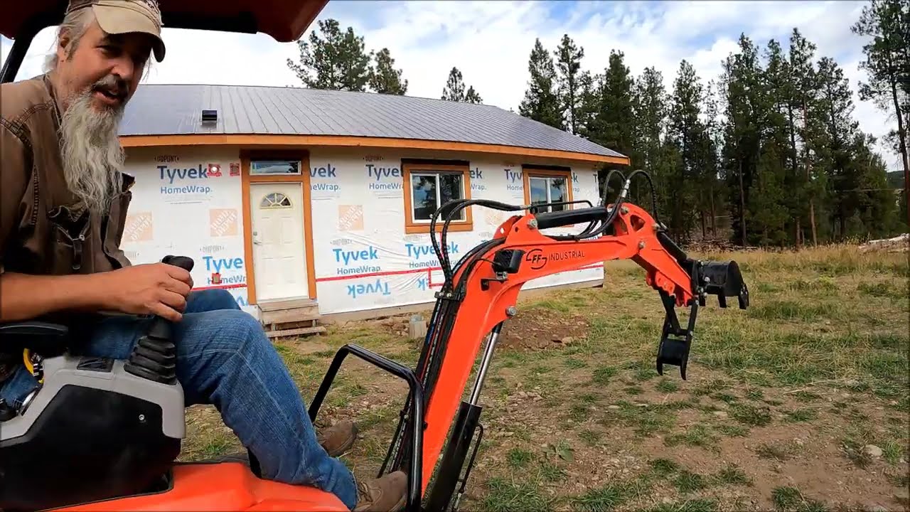 FF15 Chinese Mini Excavator and Ford 2000 Industrial For Deck Piers