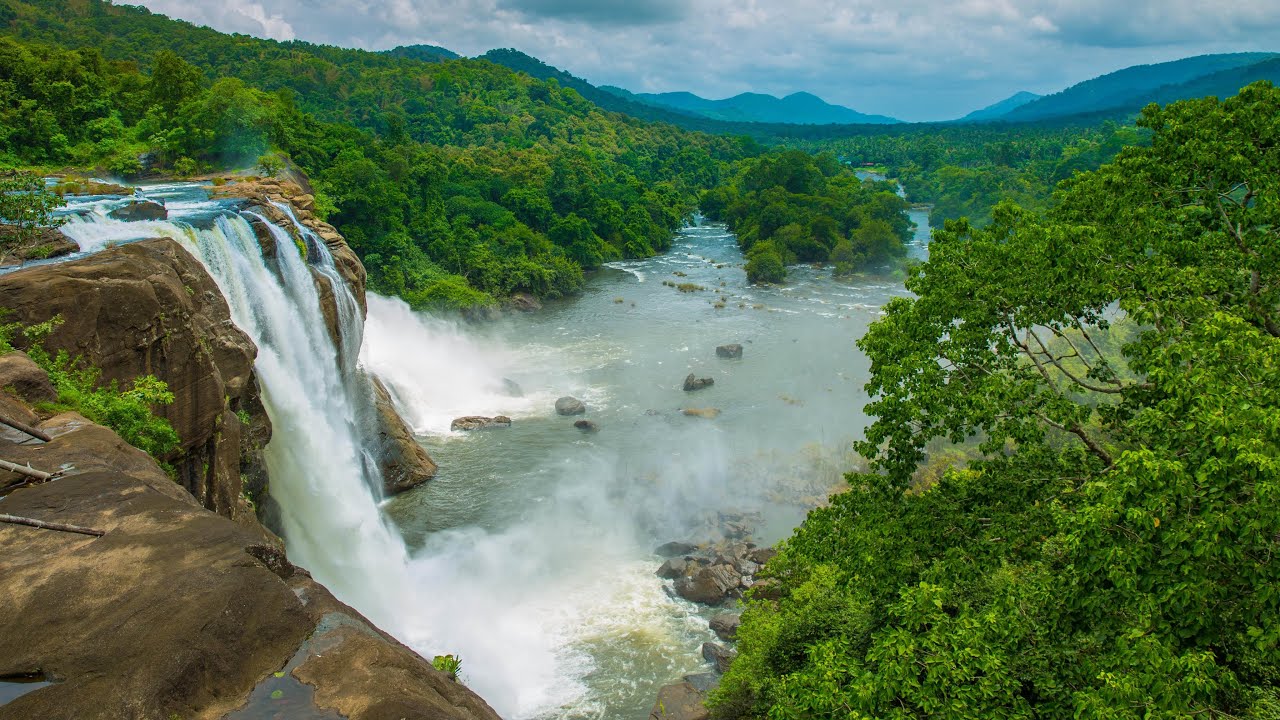 Exploring Athirappilly Waterfall | Kerala Travel Vlog