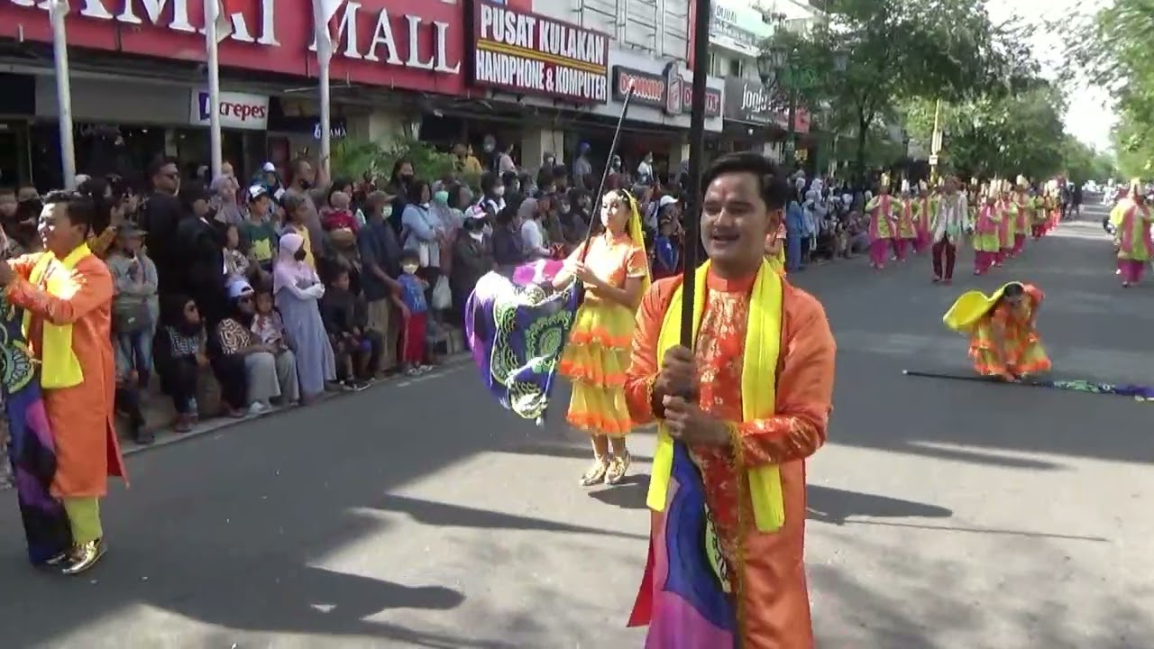 STREET PARADE UMUM - PIALA RAJA HB X 2022 I DRUM CORPS AREK SUROBOYO