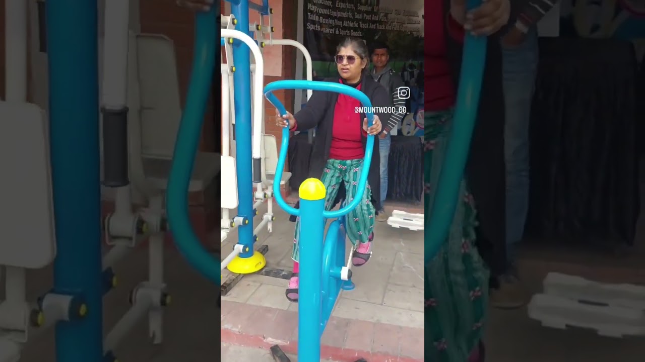 Noida expo Mountwood Co outdoor gym equipment 