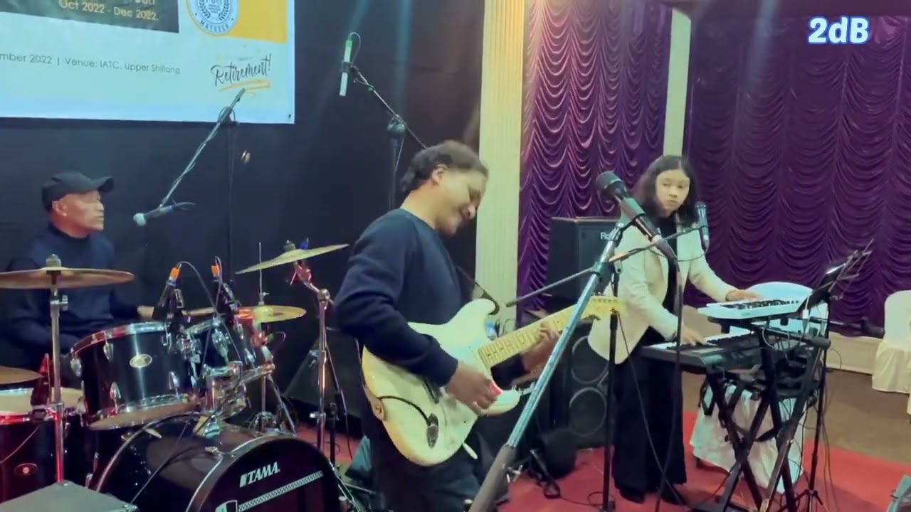 #2dB 🎤🎸🎹🥁🎶🕺🏻💃🏻🎄🌟