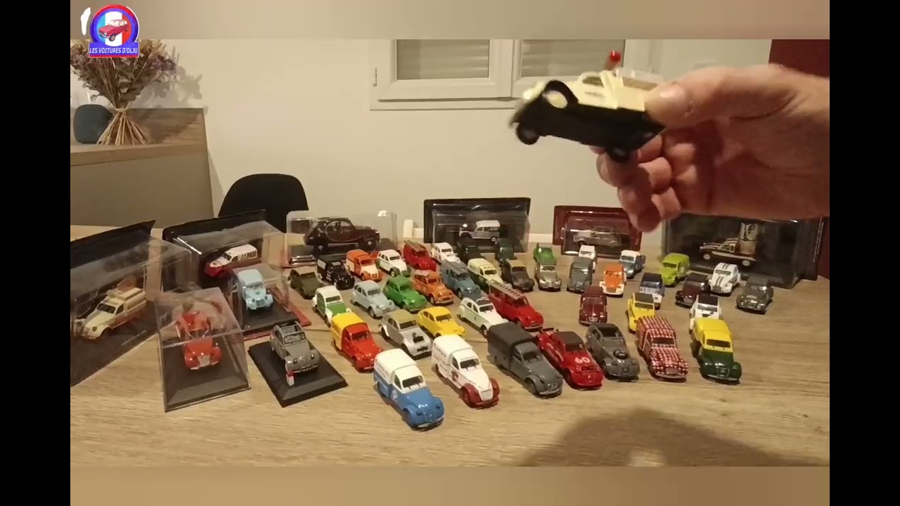 Ma collection de 2 CV (un petit clin d'oeil à notre ami Matchtjorev) !