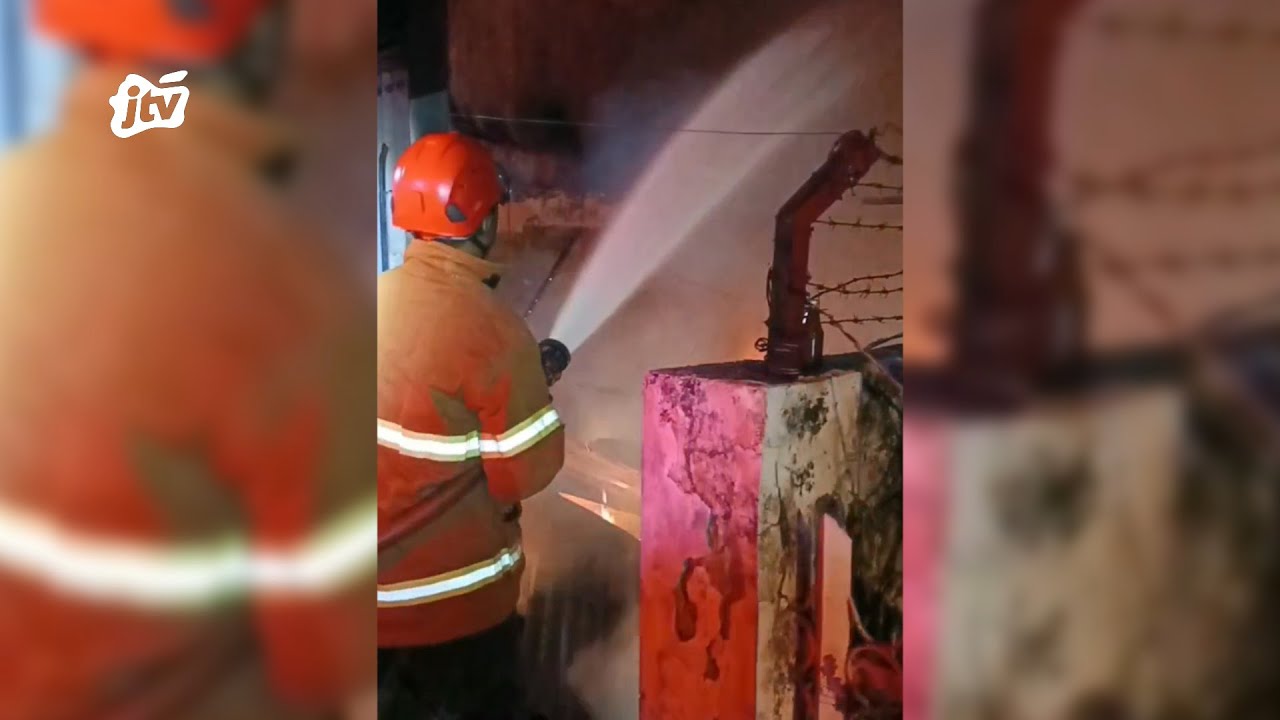 Lupa Matikan Kompor, Warung di Tuban Ludes Terbakar