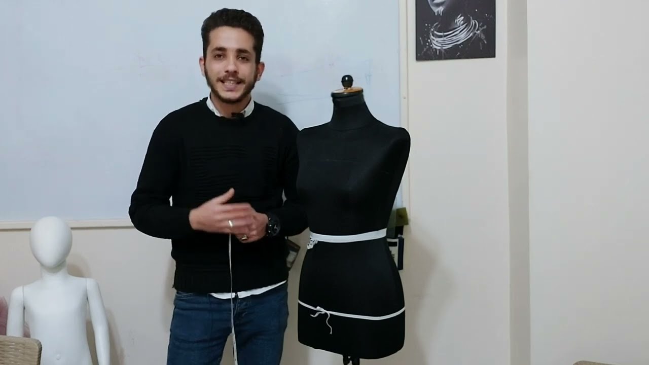 المحاضرة الاولي .(اخذ مقاسات البلوزه  بطريقة سهله ومتقنه تطلع الباترون صح 100%).. طريقة الاستك !