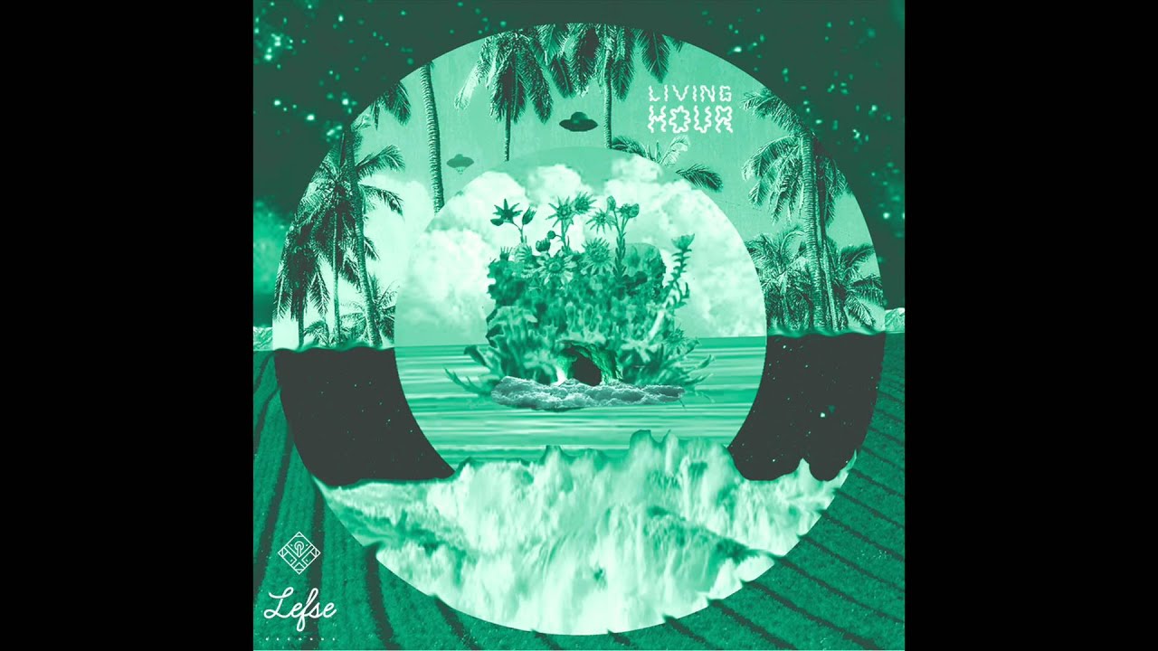 Living Hour - Miss Emerald Green