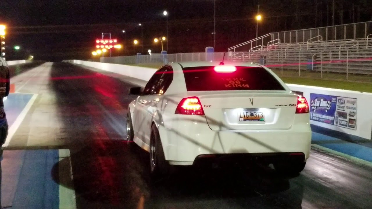 Nitrous Pontiac G8 1/8 mile pass