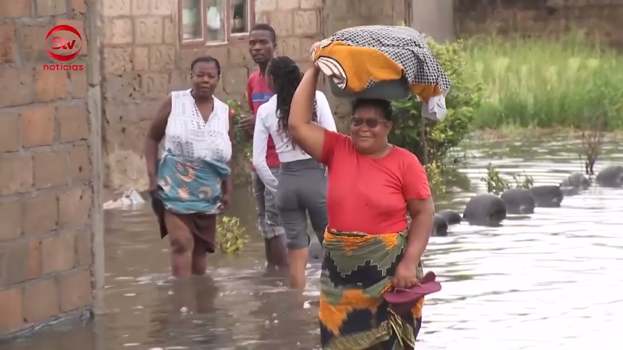 CASAS SUBMERSAS EM HULENE NA CIDADE DE MAPUTO